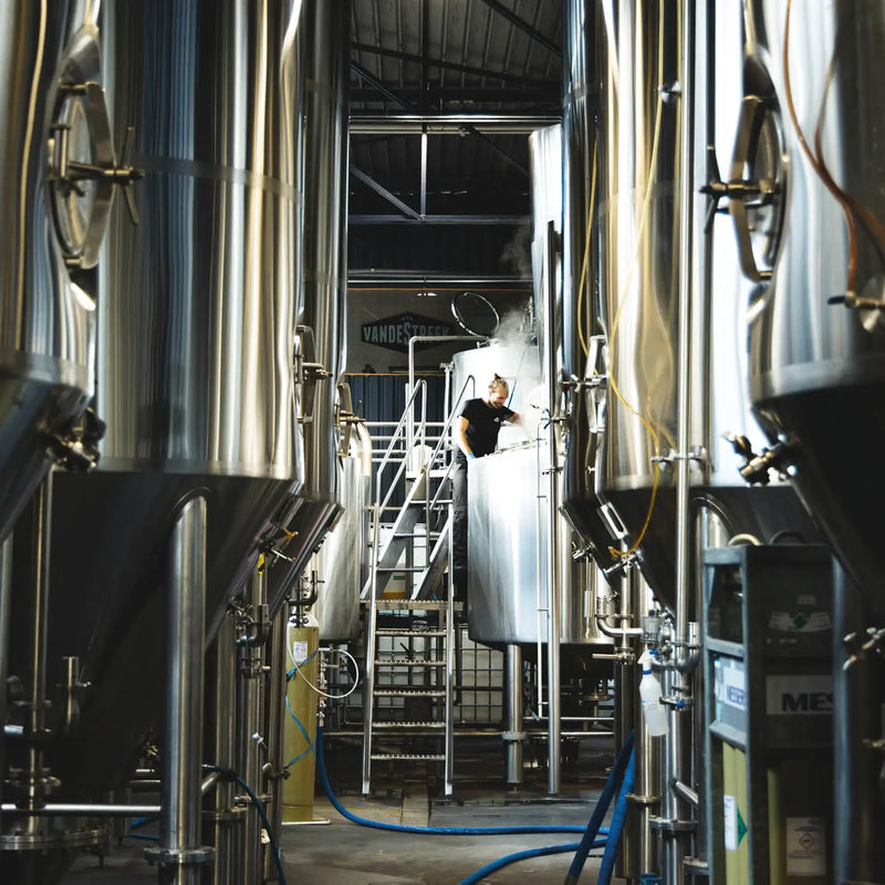 Seven reasons to work at a brewery!